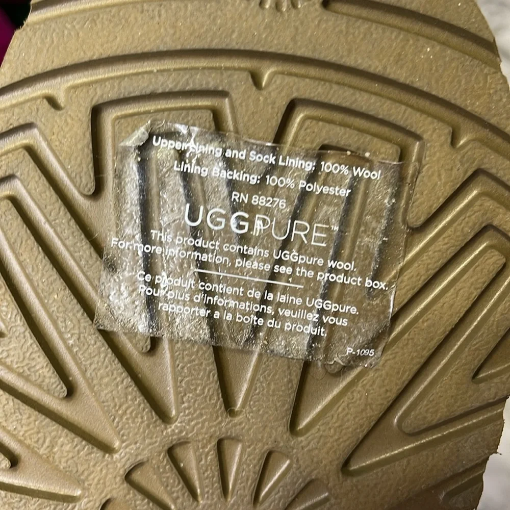 UGG kid Lil sunshine Tan weather Winter size 5 New 100% wool